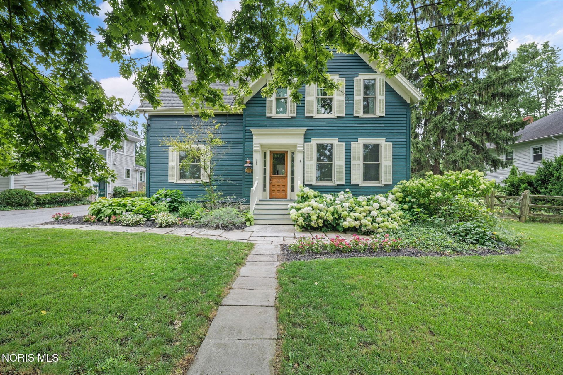 326 W Front Street, Perrysburg, OH 43551 Main Photo