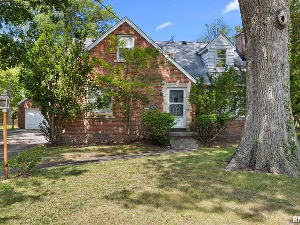 1805 W GILBERT Avenue, Peoria, IL 61604