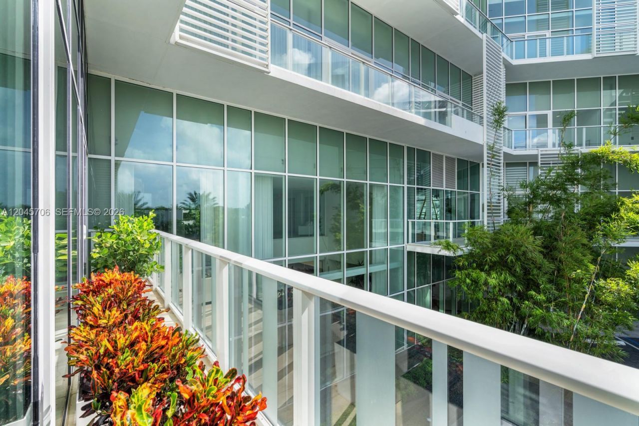 4701 N Meridian Ave , Unit 209, Miami Beach, FL 33140 Photo