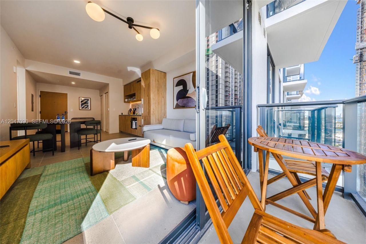 11 NE 6th St , Unit 2903, Miami, FL 33132 Photo