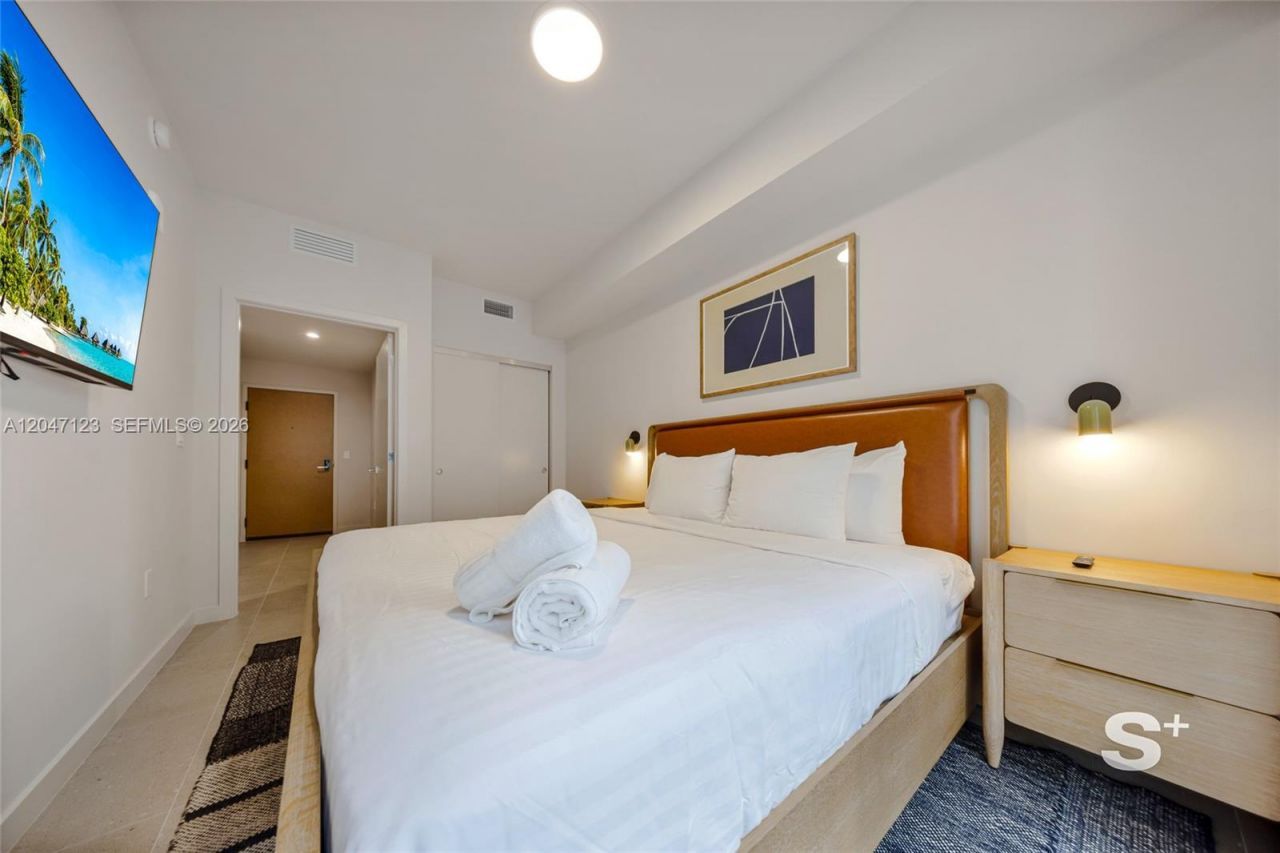 11 NE 6th St , Unit 2307, Miami, FL 33132 Photo