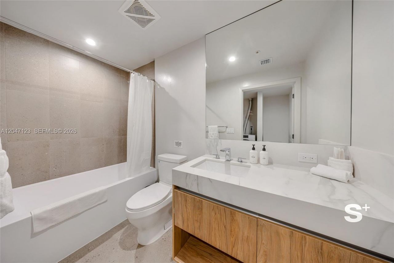 11 NE 6th St , Unit 2307, Miami, FL 33132 Photo