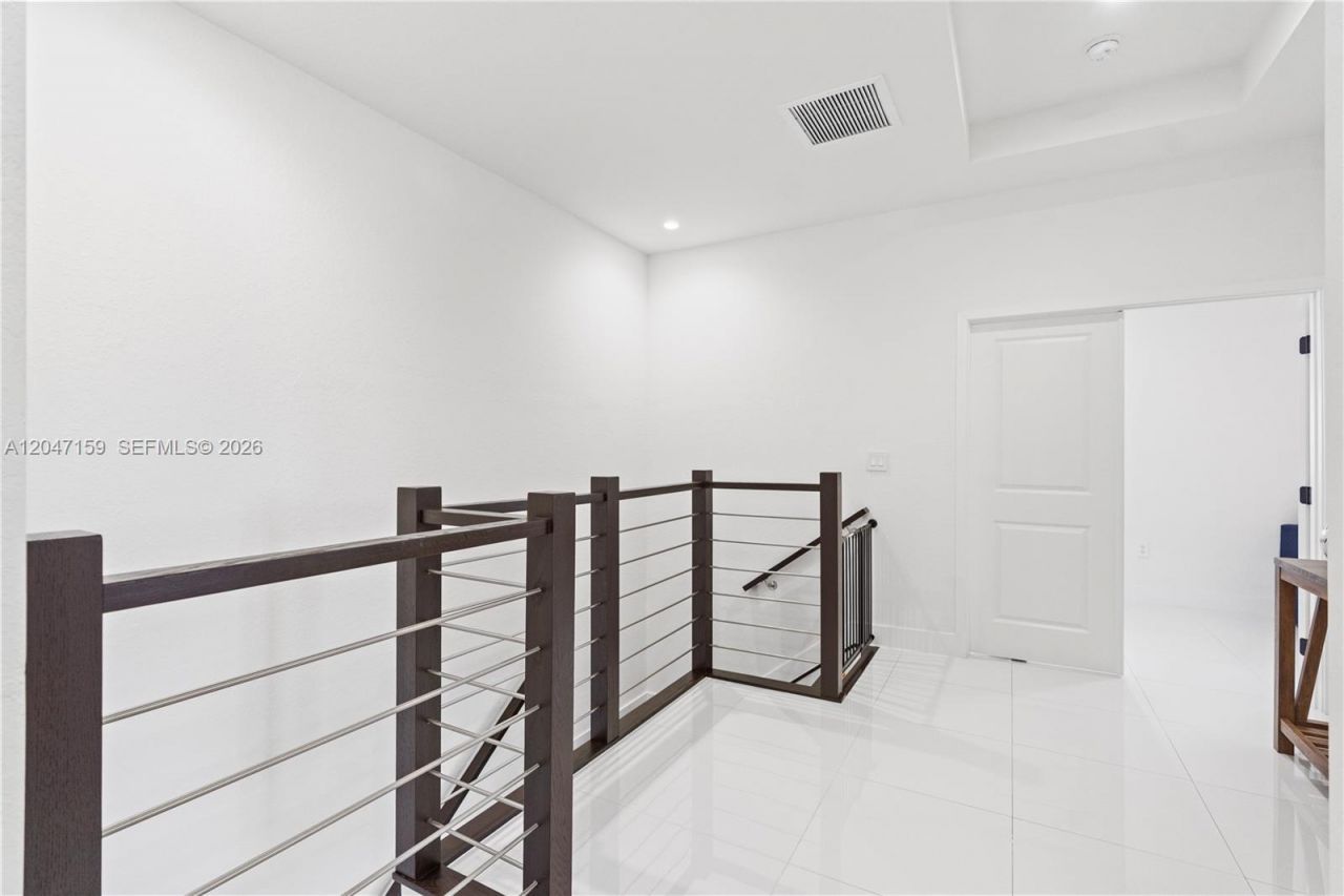 14747 SW 38th Ter , Miami, FL 33185 Photo