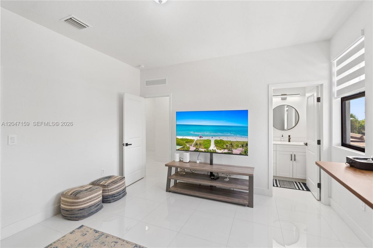 14747 SW 38th Ter , Miami, FL 33185 Photo