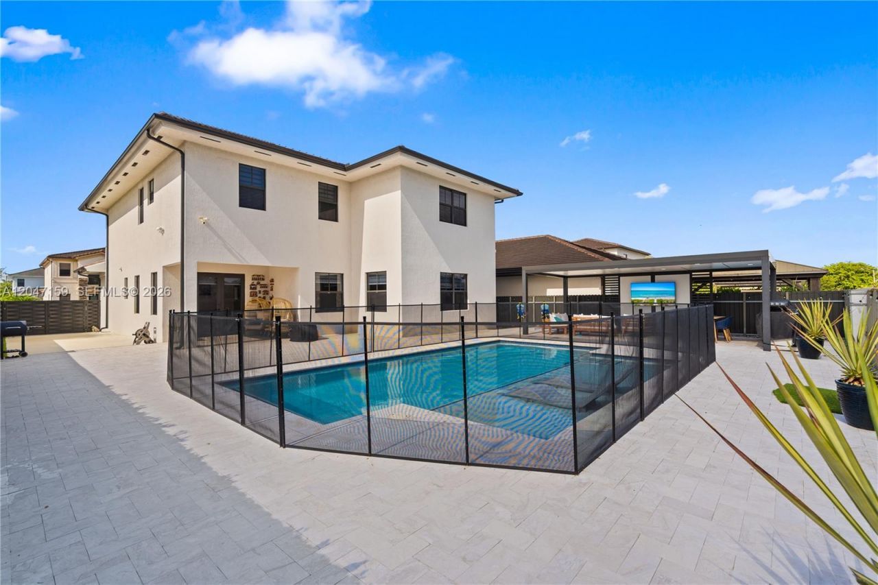 14747 SW 38th Ter , Miami, FL 33185 Photo
