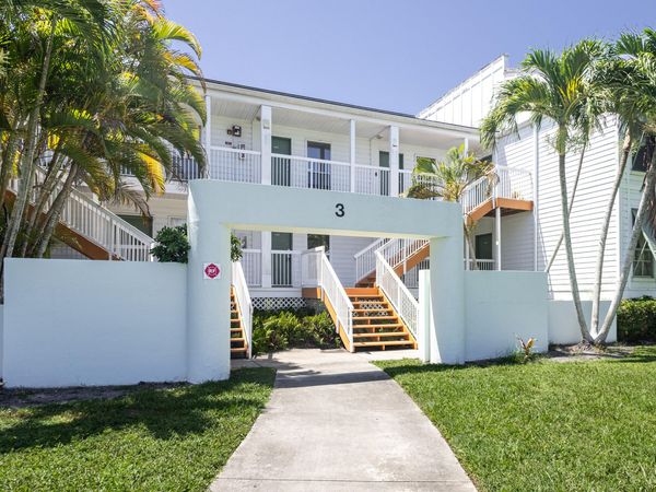 184 Cypress Point Drive, Unit 184, Palm Beach Gardens, FL 33418