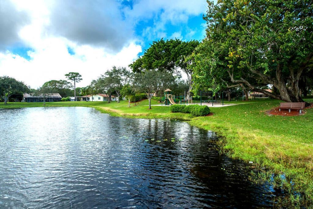 2334 Timbercreek Circle Nw, Boca Raton, FL 33431 Photo