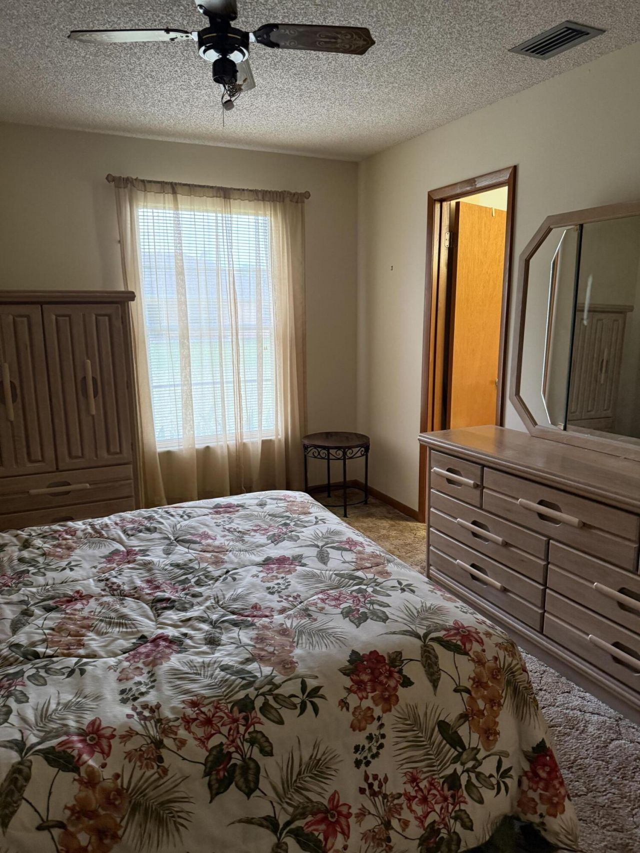 529 SW Violet Avenue, Port Saint Lucie, FL 34983 Photo