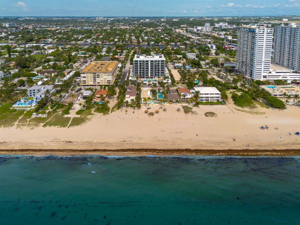 305 Briny Avenue, Unit 301, Pompano Beach, FL 33062