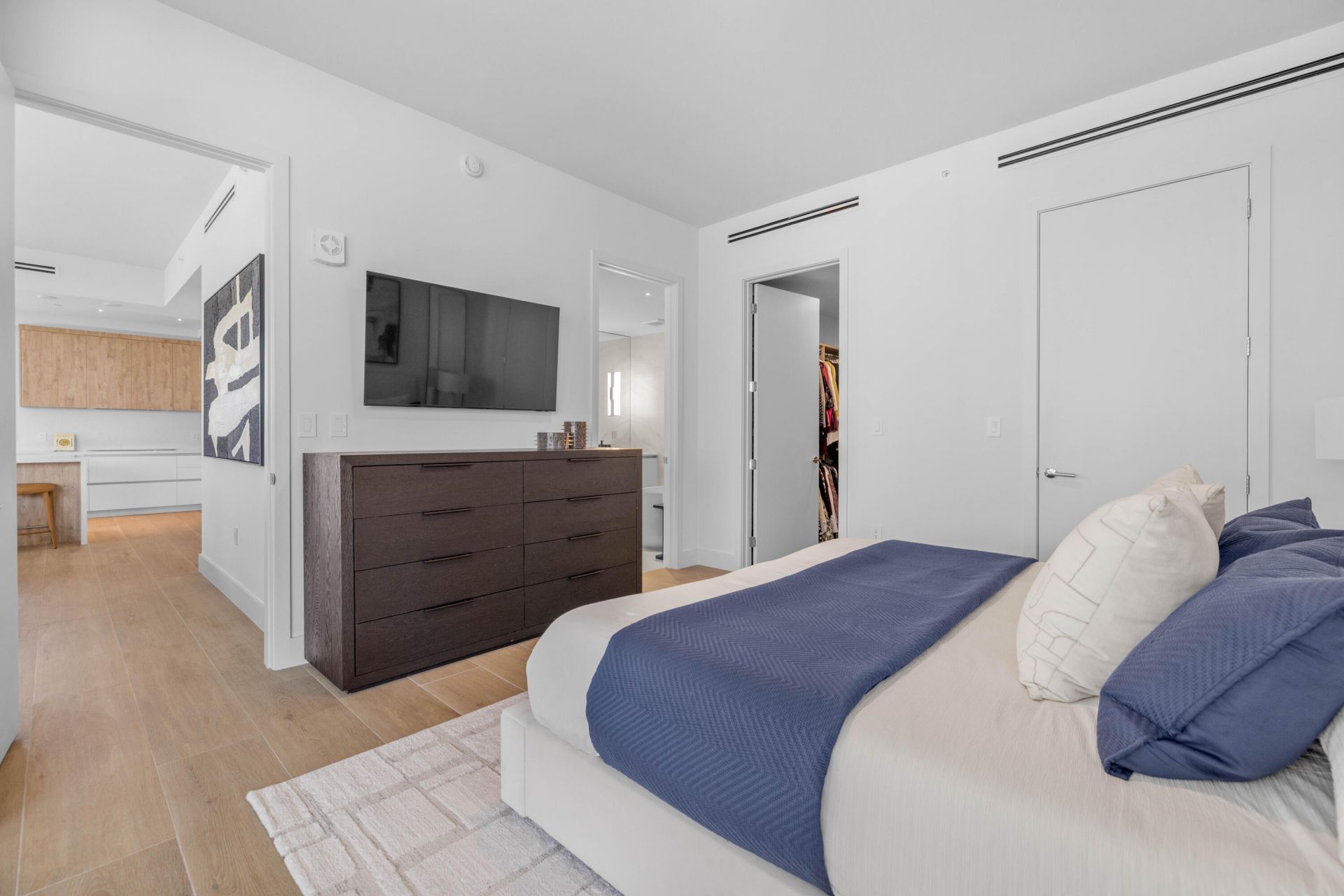 305 Briny Avenue, Unit 301, Pompano Beach, FL 33062 Photo