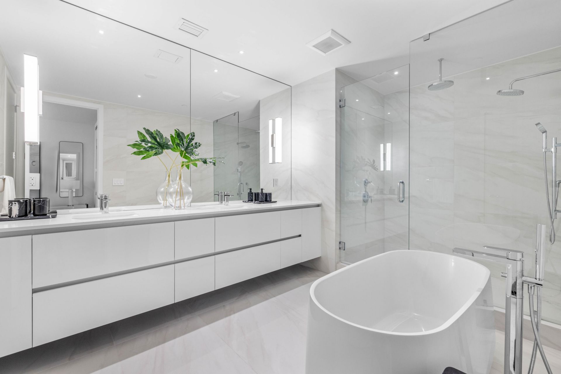 305 Briny Avenue, Unit 301, Pompano Beach, FL 33062 Photo