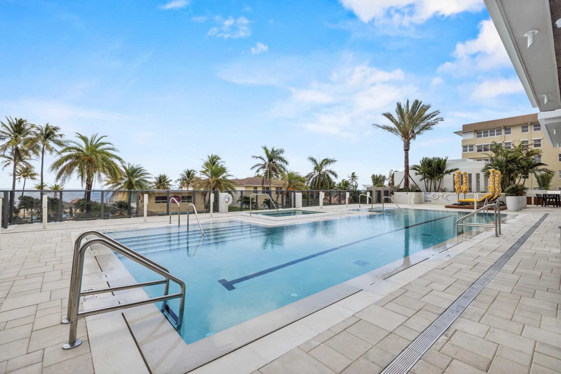 305 Briny Avenue, Unit 301, Pompano Beach, FL 33062 Photo