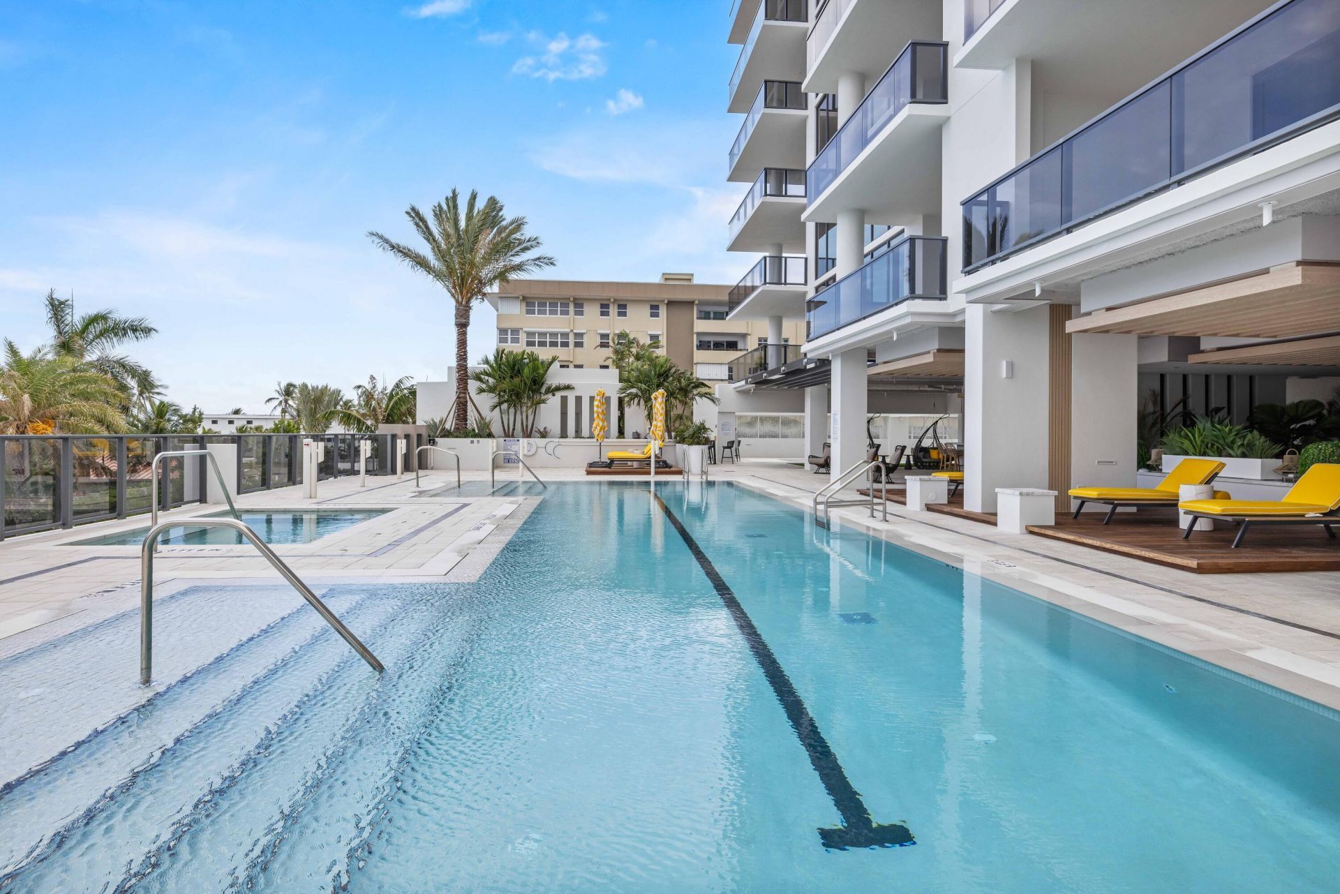 305 Briny Avenue, Unit 301, Pompano Beach, FL 33062 Photo
