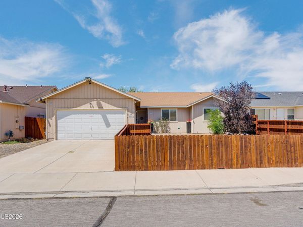 254 Emigrant Way, Fernley, NV 89408