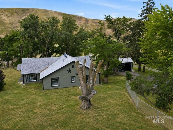 259 Highway 12, Pomeroy, WA 99347