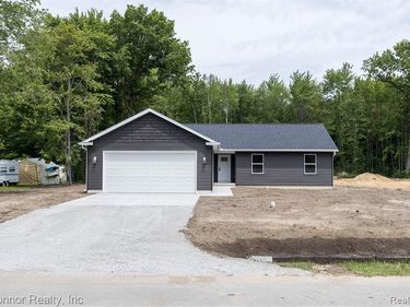 3834 Knapp Avenue, Port Huron Twp, MI 48060