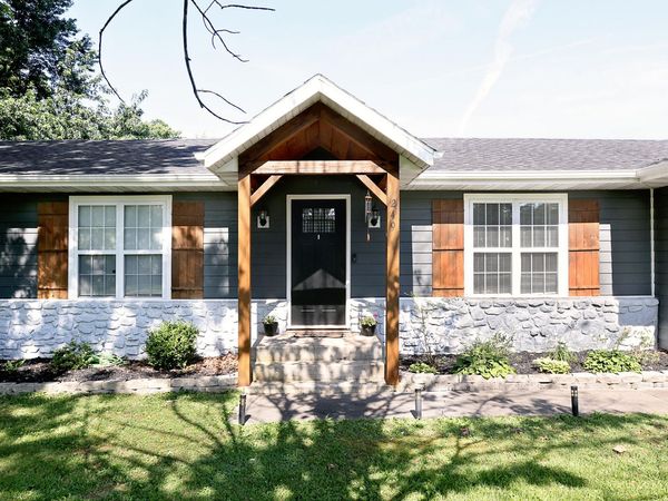 249 Pine Ridge Street , Marshfield, MO 65706