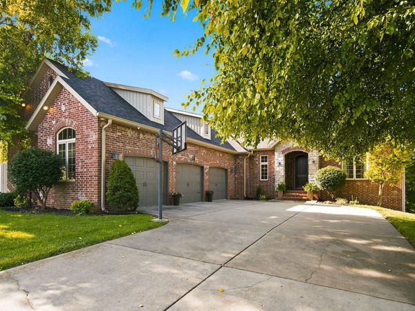 2610 W Richwood Road, Ozark, MO 65721