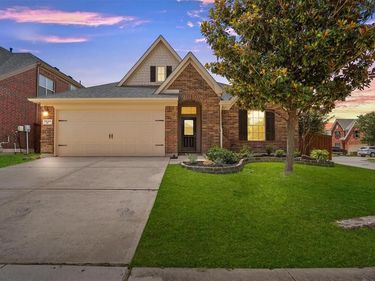 3628 Jockey Drive, Fort Worth, TX 76244