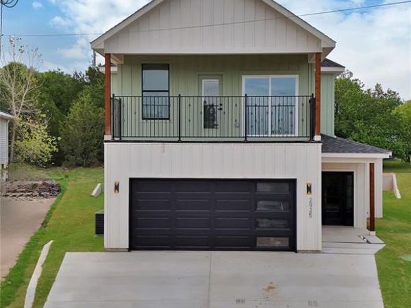 2925 River Ridge Court, Granbury, TX 76048