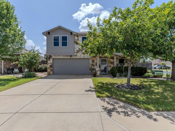 201 Mossberg LN, Bastrop, TX 78602