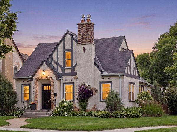 3022 Hayes Street NE, Minneapolis, MN 55418