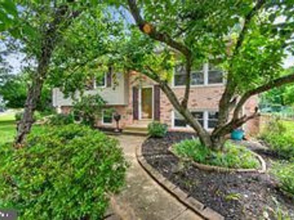 9601 GREENVIEW LANE, MANASSAS, VA 20109