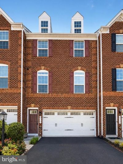 25753 Double Bridle Terrace, Aldie, VA 20105 Main Photo