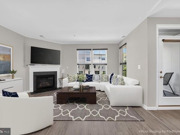 3210 TRIBUNE COURT , HYATTSVILLE, MD 20782