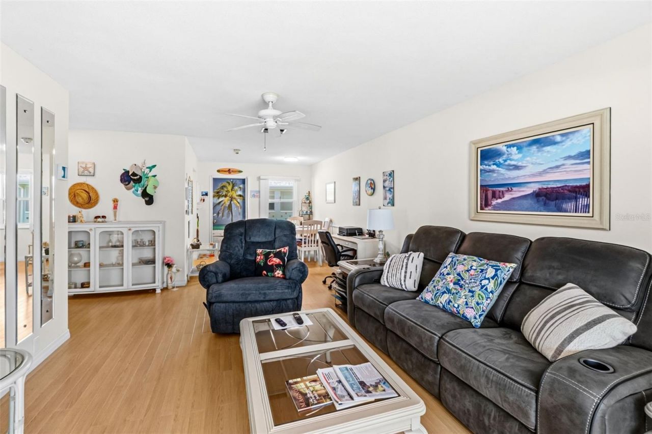 611 Gulf Drive N, Unit C27, Bradenton Beach, FL 34217 Photo
