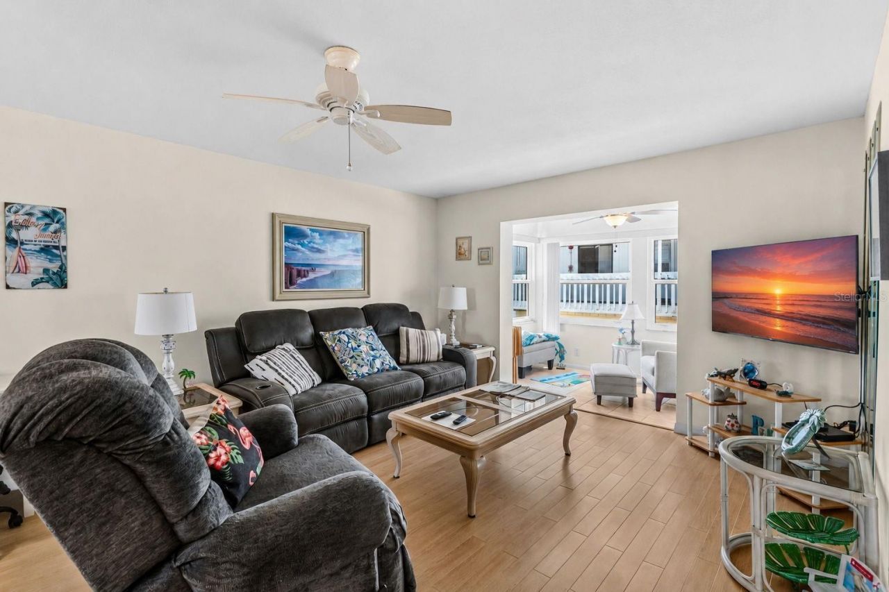 611 Gulf Drive N, Unit C27, Bradenton Beach, FL 34217 Photo