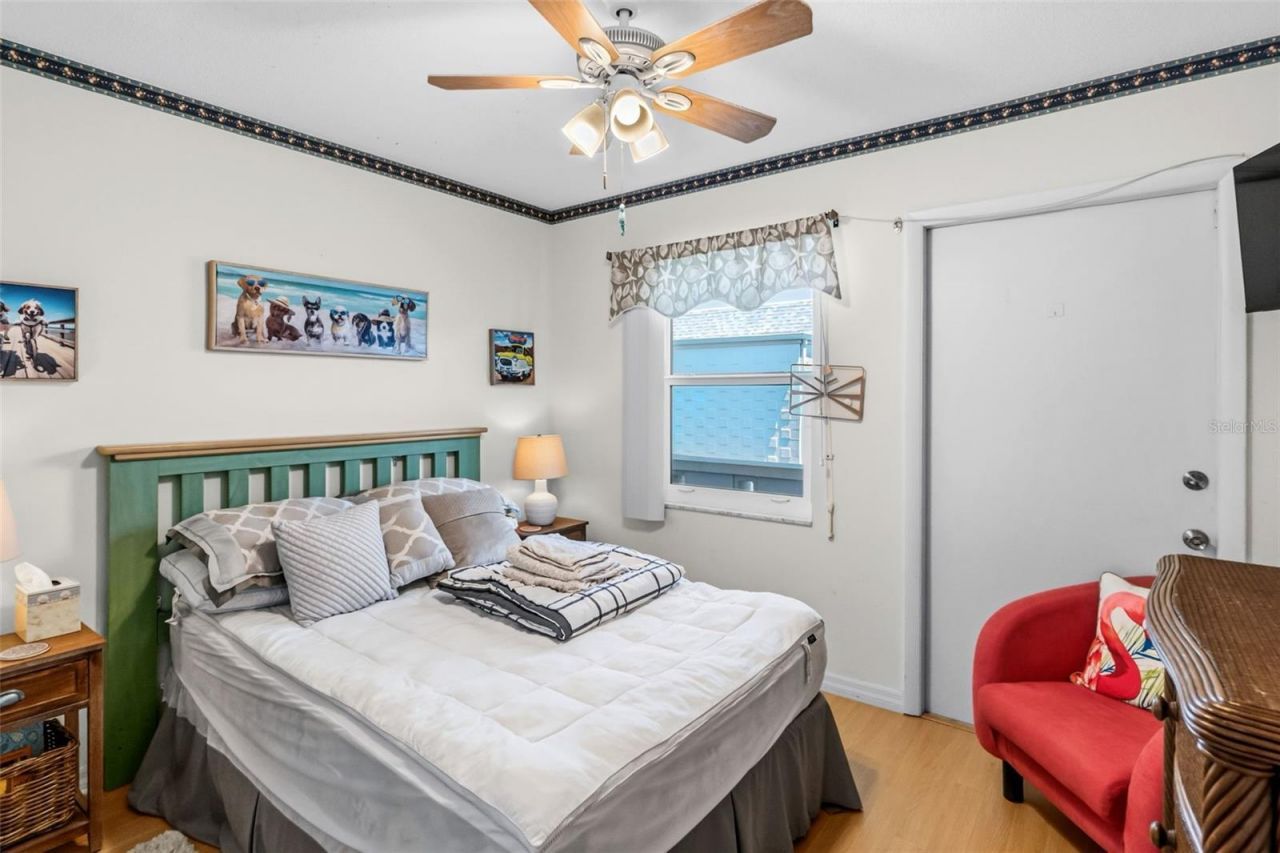 611 Gulf Drive N, Unit C27, Bradenton Beach, FL 34217 Photo