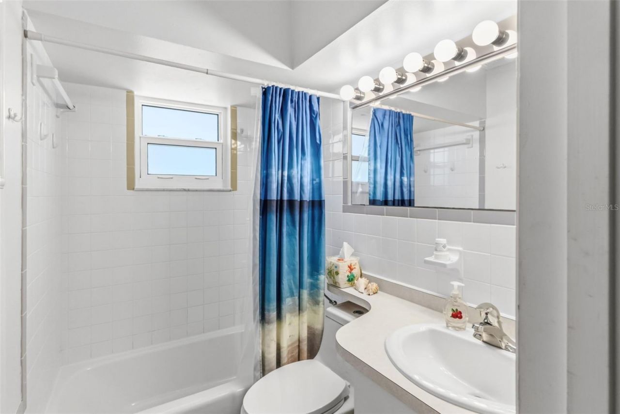 611 Gulf Drive N, Unit C27, Bradenton Beach, FL 34217 Photo