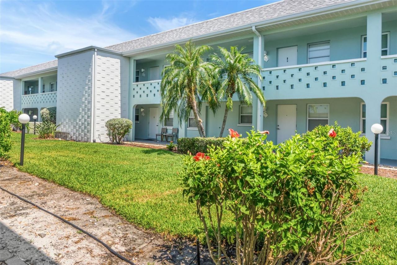 611 Gulf Drive N, Unit C27, Bradenton Beach, FL 34217 Photo
