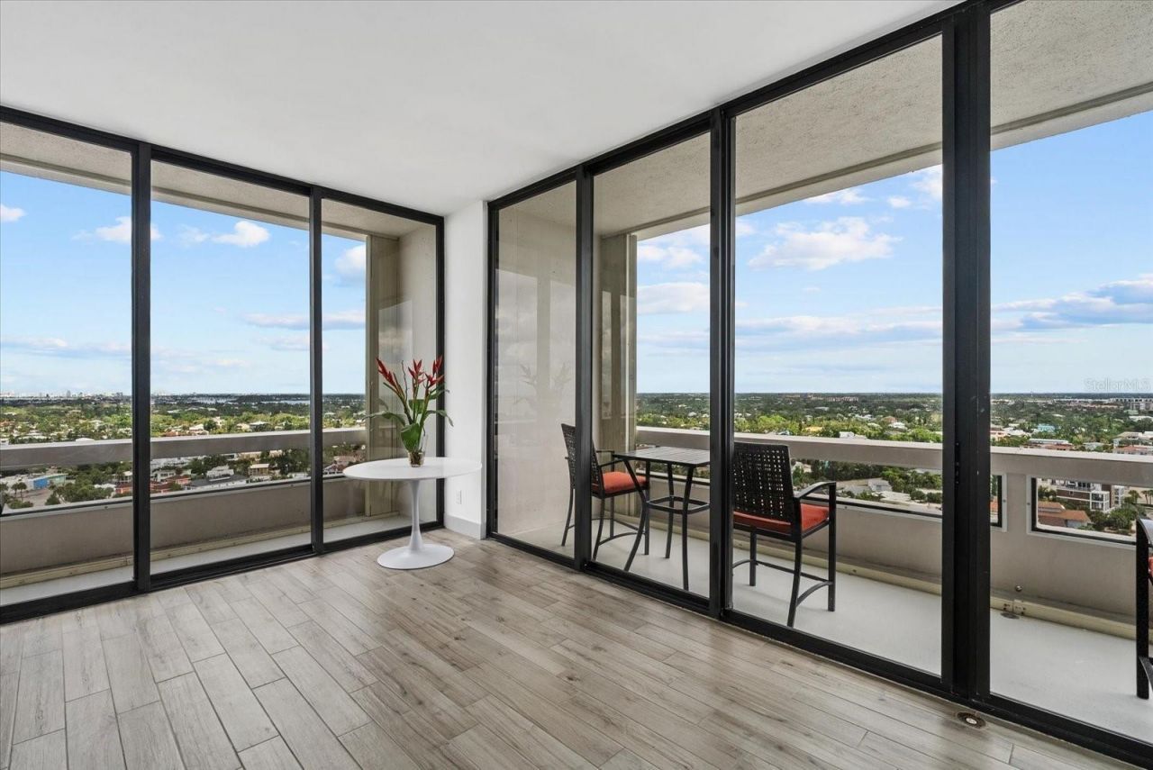 5400 Ocean Boulevard, Unit 17-04, Sarasota, FL 34242 Photo
