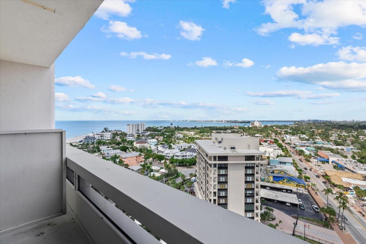 5400 Ocean Boulevard, Unit 17-04, Sarasota, FL 34242 Photo