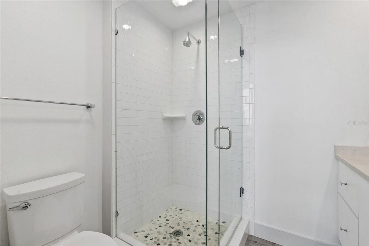 5400 Ocean Boulevard, Unit 17-04, Sarasota, FL 34242 Photo