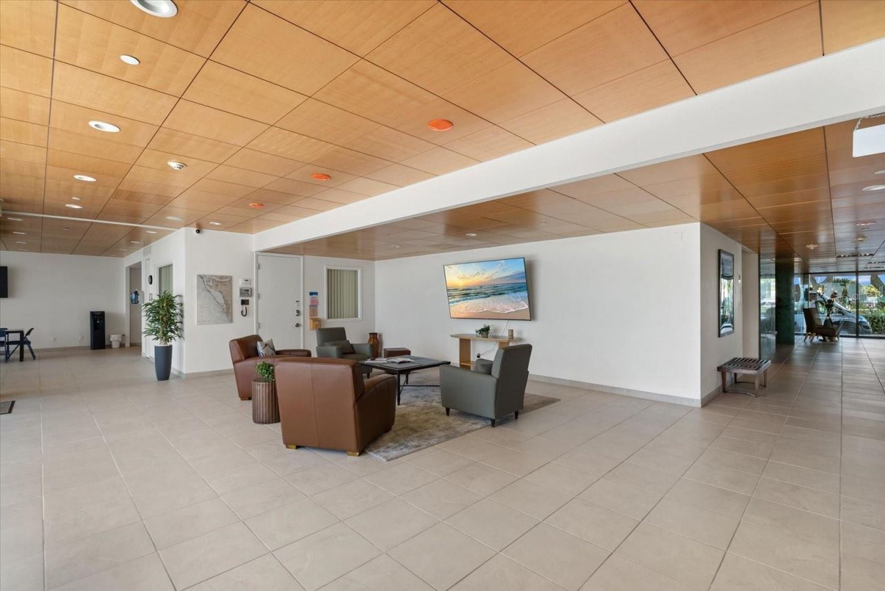 5400 Ocean Boulevard, Unit 17-04, Sarasota, FL 34242 Photo