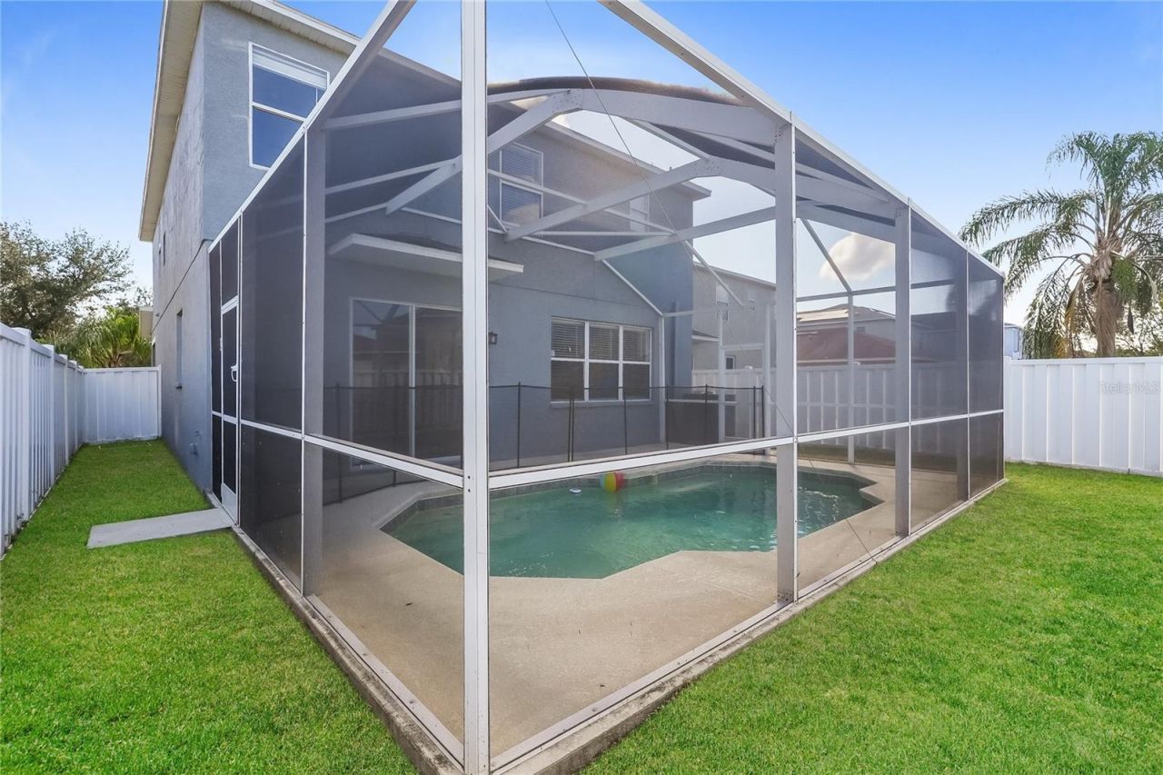 12125 Fox Bloom Avenue, Gibsonton, FL 33534 Photo