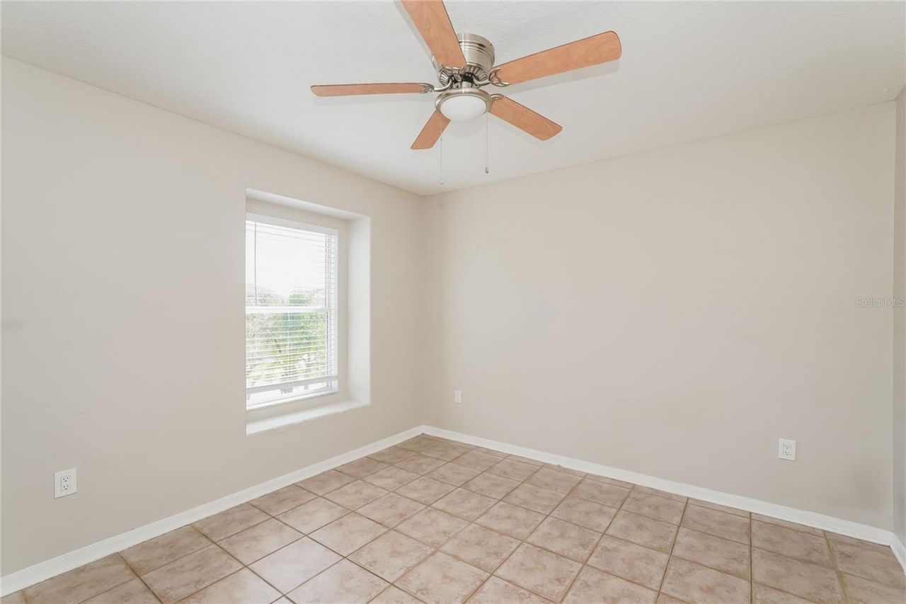 12125 Fox Bloom Avenue, Gibsonton, FL 33534 Photo