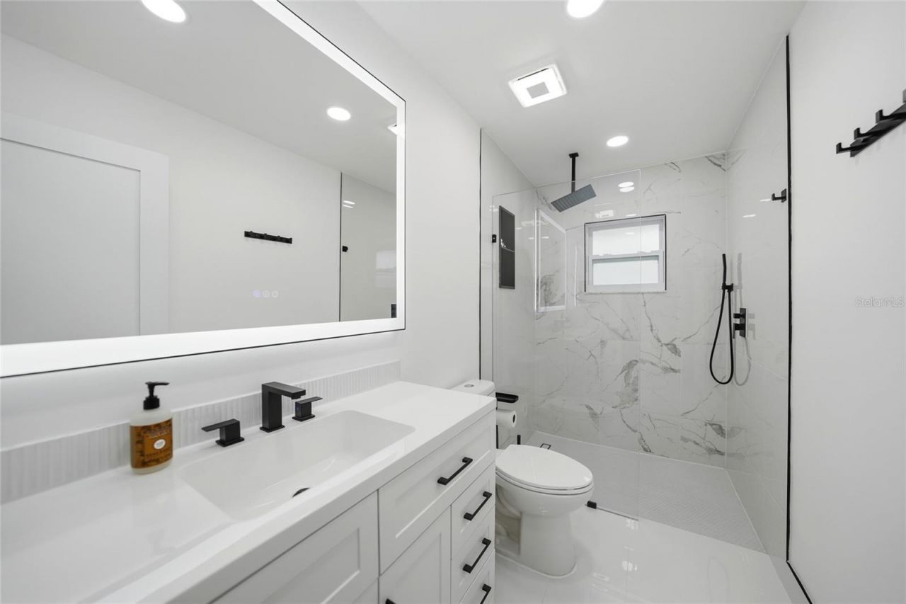 2506 Lakeshore Circle , Port Charlotte, FL 33952 Photo