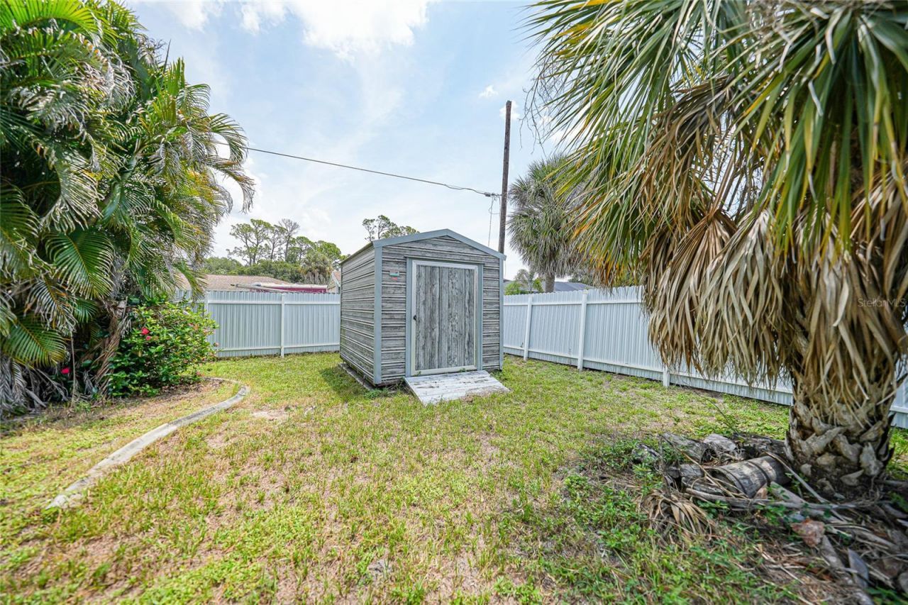 2506 Lakeshore Circle , Port Charlotte, FL 33952 Photo