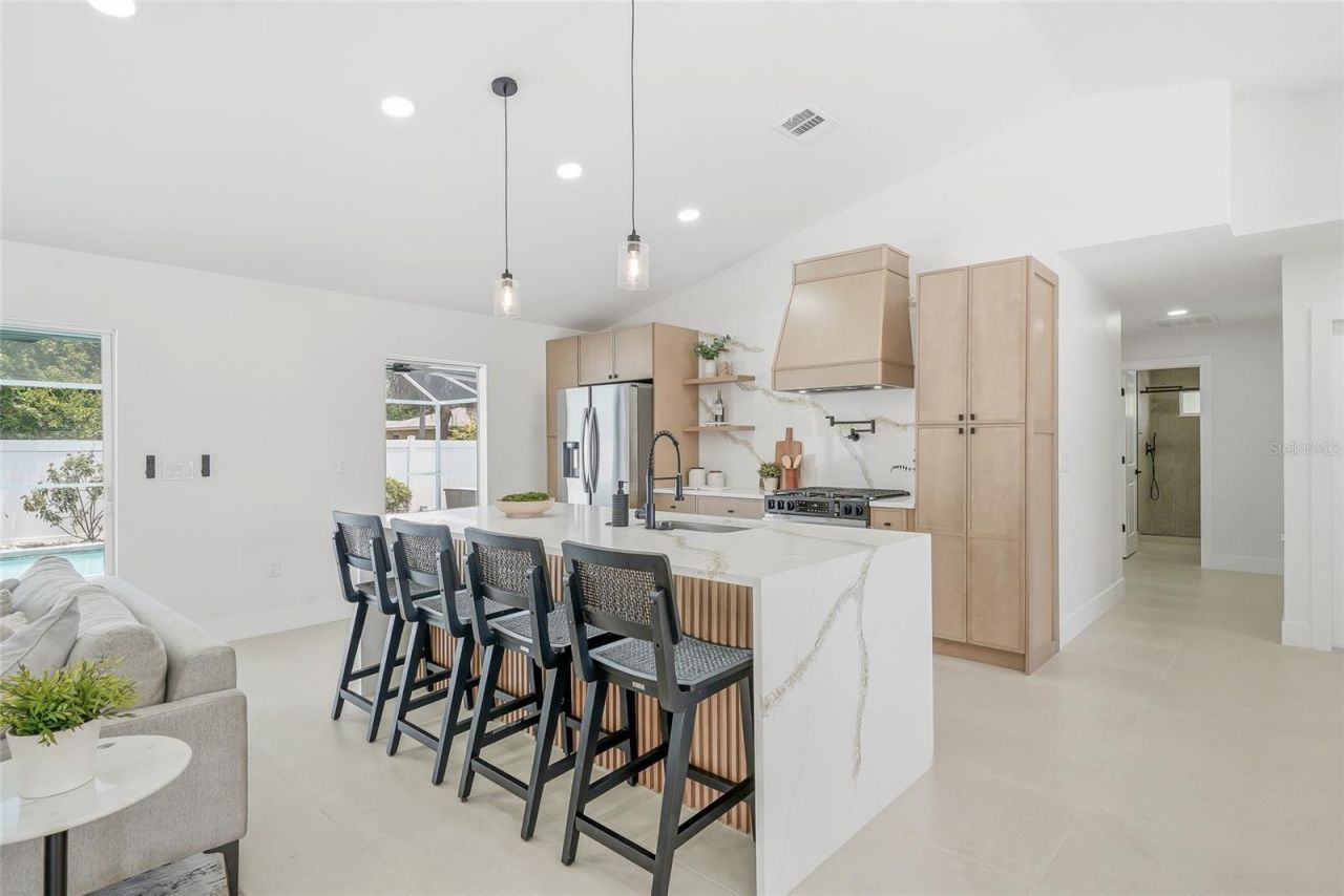 4916 32nd Avenue Drive W, Bradenton, FL 34209 Photo