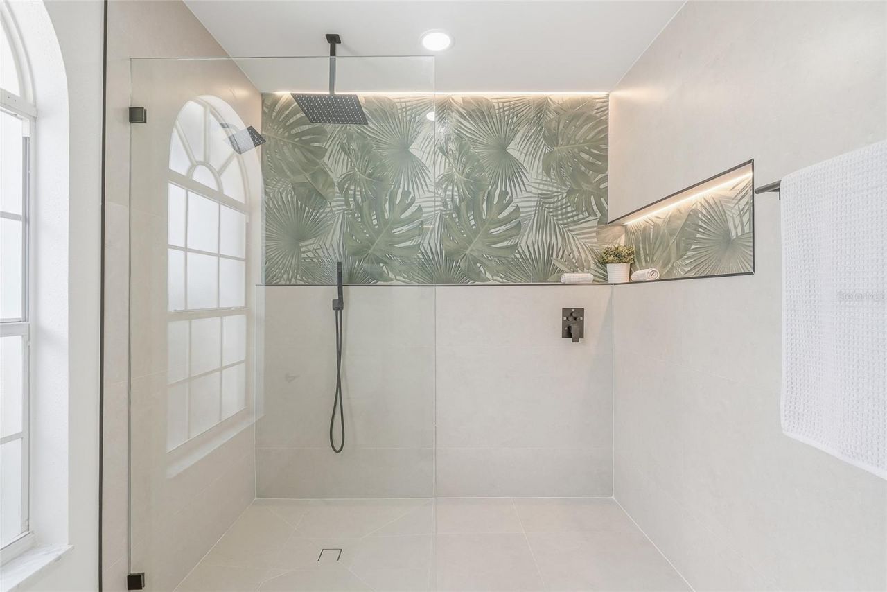4916 32nd Avenue Drive W, Bradenton, FL 34209 Photo