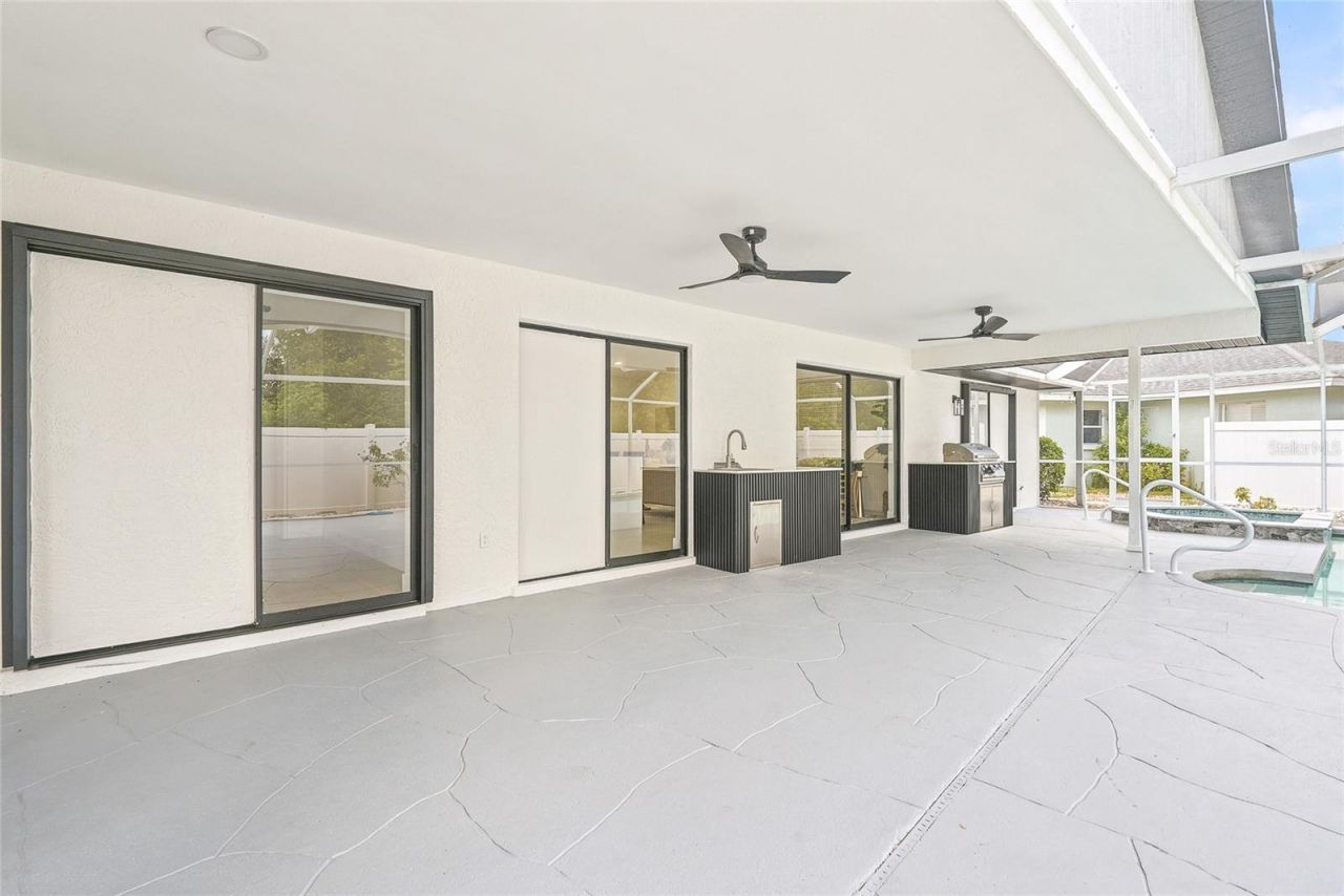 4916 32nd Avenue Drive W, Bradenton, FL 34209 Photo