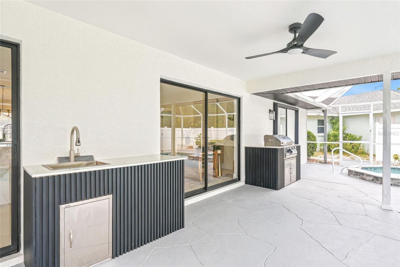 4916 32nd Avenue Drive W, Bradenton, FL 34209 Photo