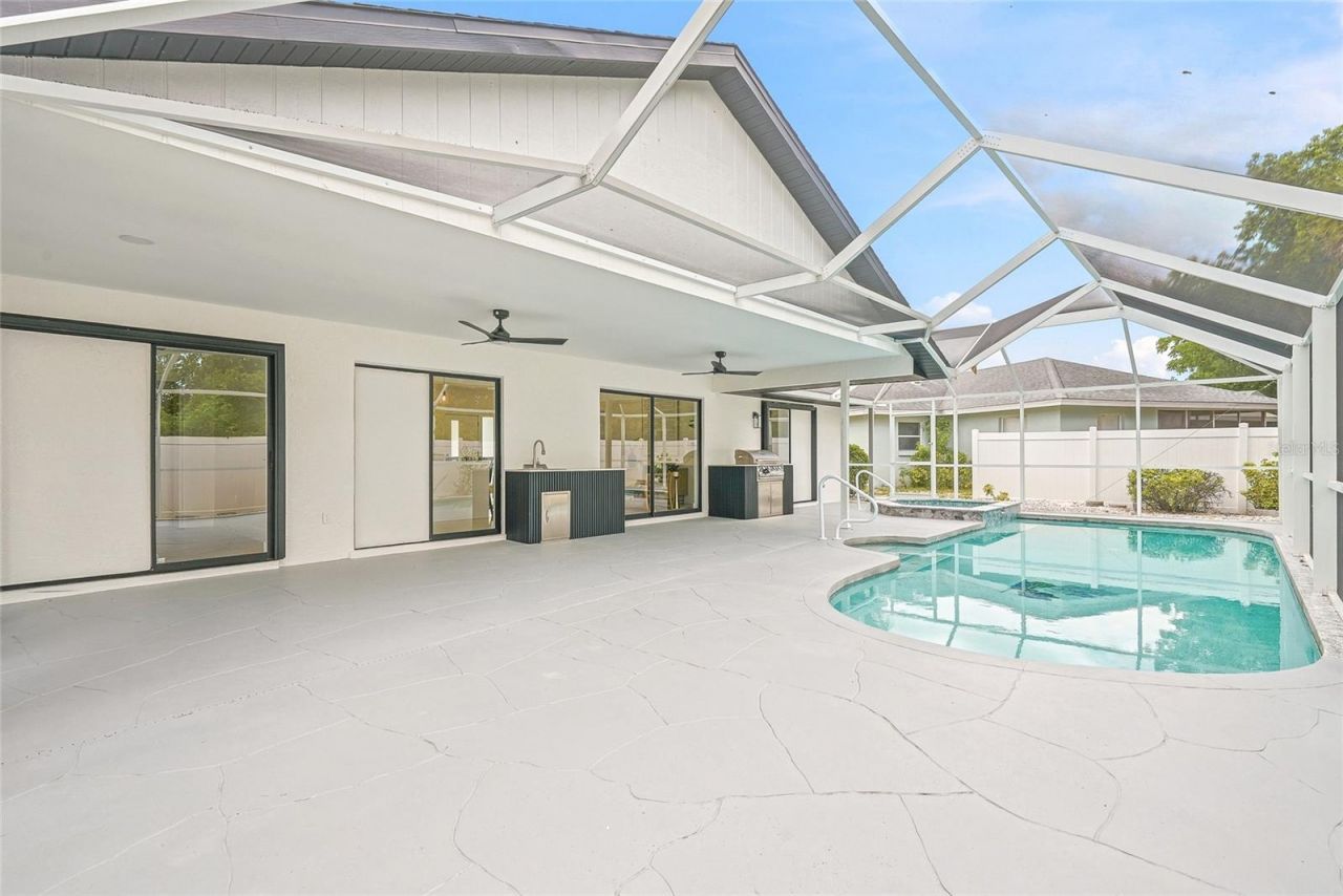 4916 32nd Avenue Drive W, Bradenton, FL 34209 Photo