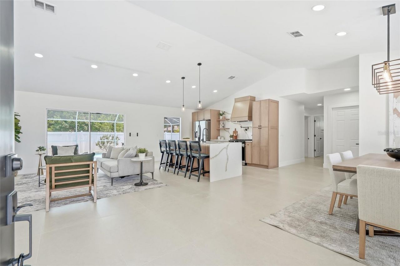 4916 32nd Avenue Drive W, Bradenton, FL 34209 Photo