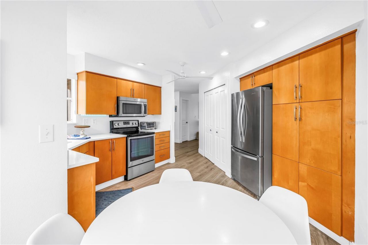 6100 Bahia Del Mar Circle, Unit 205, Saint Petersburg, FL 33715 Photo