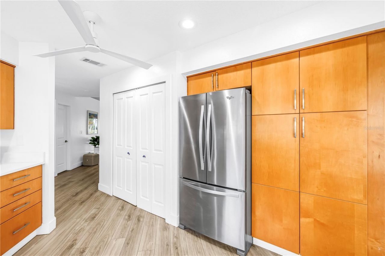 6100 Bahia Del Mar Circle, Unit 205, Saint Petersburg, FL 33715 Photo